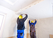 Соединение подвесного потолка с гипсокартонной перегородкой – инструкция